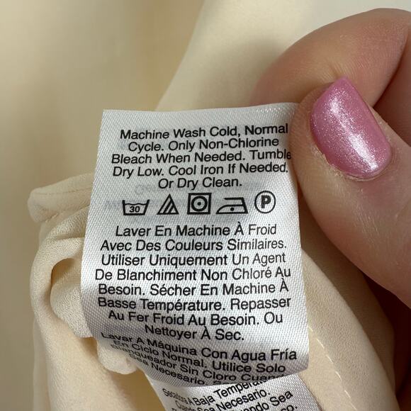 DKNY Womens Sleeveless Top Size Medium Cream Layering Piece Minimalist Basic - Picture 5 of 6